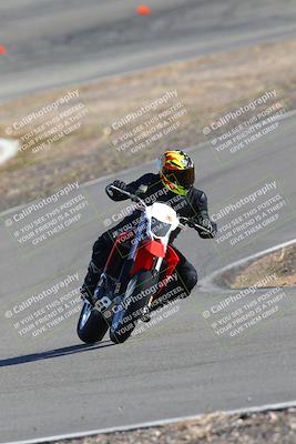 media/Feb-05-2023-Classic Track Day (Sun) [[c35aca4a42]]/Group 2/session 4 turn 4/